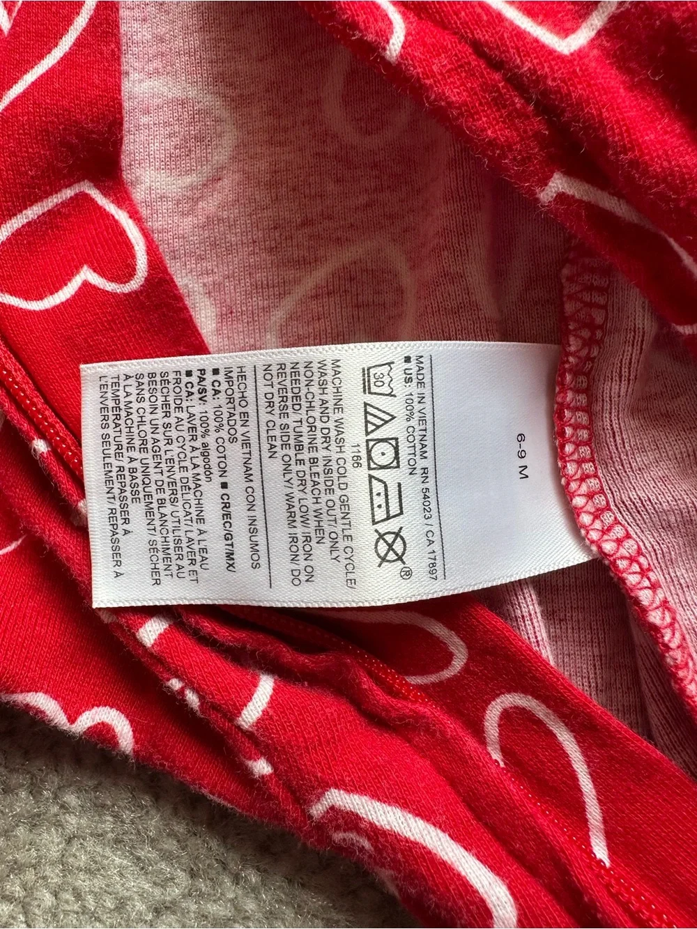 Old Navy lot of 3 footed two way zip closure Valentine’s sleeper footed pajamas